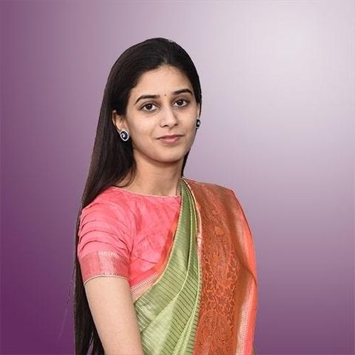  Paridhi sinh ra trong gia đình có truyền thống về ngành luật. Bố của cô, ông Cyril Shroff, được cho là một trong những bộ óc pháp lý nổi tiếng nhất Ấn Độ. Ông chuyên về luật doanh nghiệp và là đối tác quản lý của công ty luật lớn nhất Ấn Độ Cyril Amarchand Mangalda. Paridhi tiếp bước cha mình và gia nhập công ty. Ảnh: Cyril Amarchand Mangalda. 
