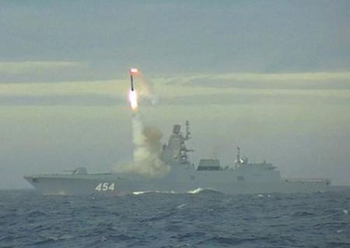 Nga phóng thử Zircon từ khinh hạm "Đô đốc Gorshkov". Ảnh: mil.ru
