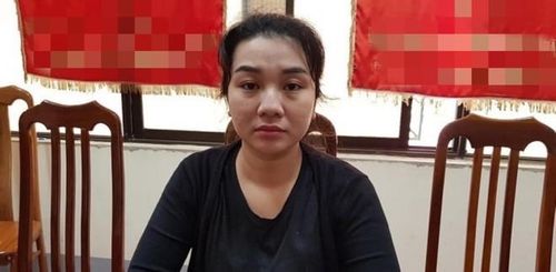 Đối tượng Nguyễn Thị Ngọc Nga tại trụ sở Công an (Ảnh: Công an tỉnh Lạng Sơn)