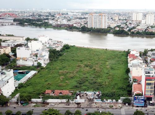 Dù Chủ tịch UBND TPHCM đã chỉ đạo giải quyết nhưng đến nay mọi thứ vẫn chưa có sự thay đổi, vẫn giậm chân tại chỗ.