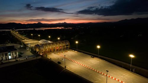 Hệ thống điện trên tuyến cao tốc được trang bị đồng bộ với hệ vận hành chiếu sáng thông minh và tiết kiệm điện. Ảnh: CTV.