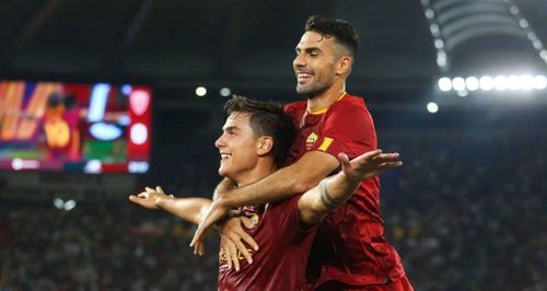 Dybala cán mốc 100 pha lập công tại Serie A, trong đó anh ghi 16 bàn cho Palermo, 82 bàn cho Juventus và 2 bàn cho Roma. Trong 65 phút góp mặt trên sân, "số 21" có 3/3 cú sút chính xác, 1 đường chuyền tạo cơ hội ăn bàn, 100% rê bóng thành công. Sofa Score chấm anh 8,8 điểm.