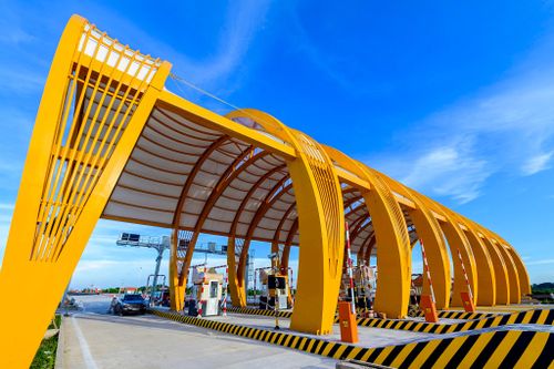  Tuyến Tiên Yên - Móng Cái dài 63,26 km, được thực hiện theo hình thức đối tác công tư (PPP), hợp đồng BOT, tổng mức đầu tư hơn 9.110 tỷ đồng. 