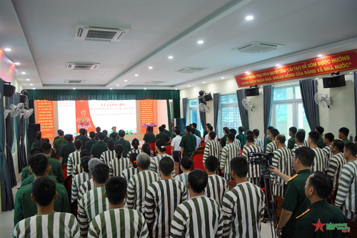 Toàn cảnh buổi lễ.