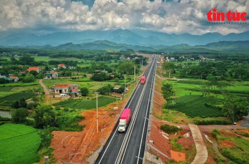 Tuyến đường đã đưa Quảng Ninh ngày càng trở thành điểm trung chuyển chiến lược trong khu vực Đông Á - Đông Nam Á, ASEAN - Trung Quốc, khu vực hợp tác “hai hành lang một vành đai kinh tế” Việt - Trung, hợp tác liên vùng Vịnh Bắc Bộ mở rộng, tạo động lực mạnh mẽ thúc đẩy liên kết vùng của Vùng kinh tế trọng điểm Bắc Bộ.
