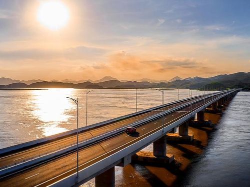  Tuyến cao tốc Vân Đồn - Móng Cái phần lớn được tư theo hình thức BOT đã chính thức đi vào hoạt động 