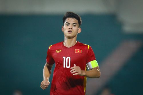 Ngoài Văn Khang, các đồng đội của anh đều có phần bị ngợp trước U20 Palestine rất mạnh về tốc độ và thể lực.