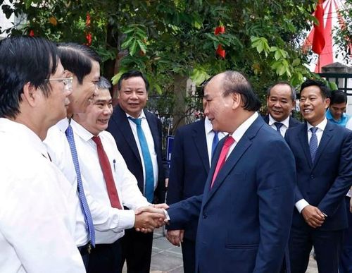 Sáng 5/9/2022, Chủ tịch nước Nguyễn Xuân Phúc dự Lễ khai giảng năm học 2022-2023 tại Trường THPT Chuyên Khoa học Tự nhiên (Đại học Khoa học Tự nhiên thuộc Đại học Quốc gia Hà Nội). Ảnh: Như Ý