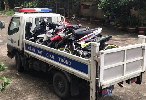 Các phương tiện bị tạm giữ.