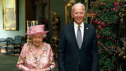  Nữ hoàng Elizabeth II trong cuộc gặp với Tổng thống Mỹ Joe Biden vào năm 2021. Ảnh: AFP. 