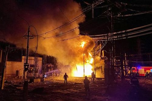 Tình trạng mất điện ở Kharkiv sau những đợt tên lửa hành trình của Nga.