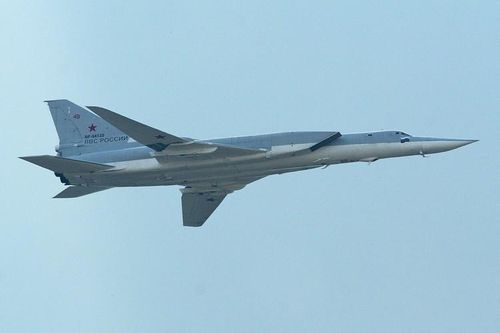 Và Liên Xô đã làm được, lượng vũ khí mà Tu-22M mang theo được lên tới 24 tấn, gấp đôi Tu-22 do Tu-22M được trang bị kiểu thiết kế cánh cụp cánh xòe.