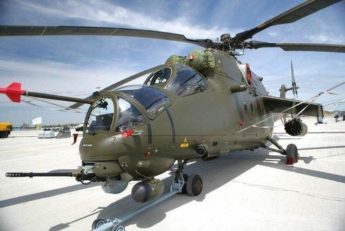 Sau đó, người Ba Lan chỉ có thể mua cho lực lượng vũ trang của họ 32 máy bay trực thăng tấn công Mi-24D và Mi-24B, phân bổ cho hai phi đội của hàng không lục quân.