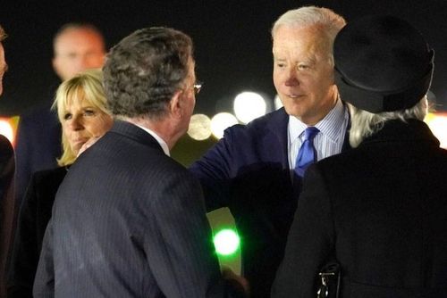 Tổng thống Mỹ Joe Biden có mặt ở London. Ảnh: BBC.