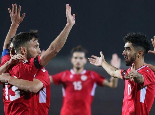 Chiến thắng 2-1 trước Campuchia ở lượt cuối là kết quả vừa đủ để U20 Tajikistan giành ngôi đầu bảng I (7 điểm), qua đó trở thành đại diện tiếp theo giành tấm vé dự VCK U20 châu Á.