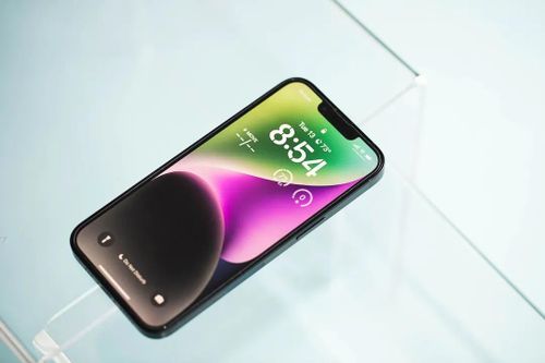 iPhone 14 không được ưa chuộng vì có ít nâng cấp so với thế hệ trước. Ảnh: The Verge.