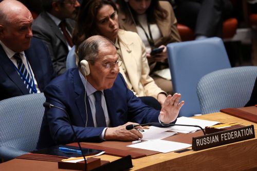  Ông Lavrov trong phiên họp Đại hội đồng Liên Hợp Quốc ngày 22/9. Ảnh: Reuters. 