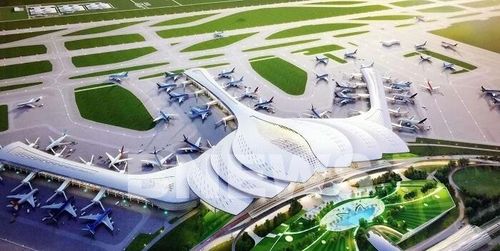 Đường băng Sân bay quốc tế Long và nhà ga T3 sân bay Tân Sơn Nhất một trong những dự án trọng điểm mà Bộ Giao thông Vận tải đang tăng tốc triển khai. Ảnh: CTV/BNEWS/TTXVN