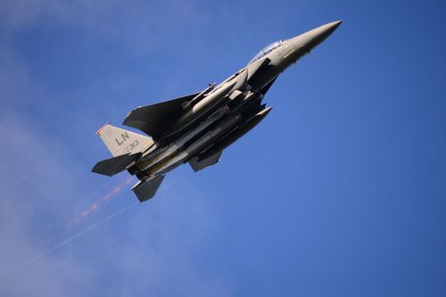 Được trang bị 2 động cơ turbofan Pratt &amp; Whitney cho phép F-15 với tốc độ tối đa 2,5 Mach. Ảnh: Military
