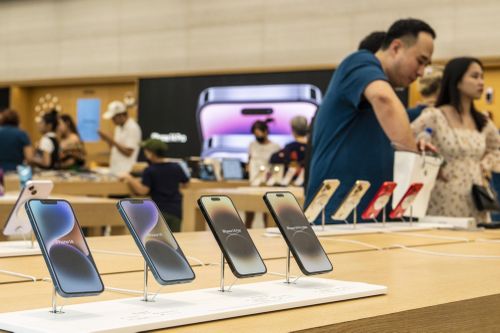 iPhone 14 Pro được chào đón ở thị trường Trung Quốc. Ảnh: Bloomberg. 
