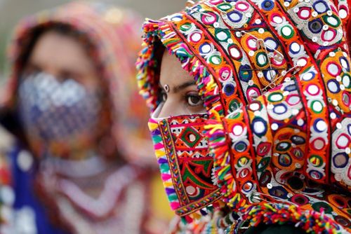 Giáo dục giới tính là điều cấm kỵ tại bang Gujarat, Ấn Độ. Ảnh: Reuters.