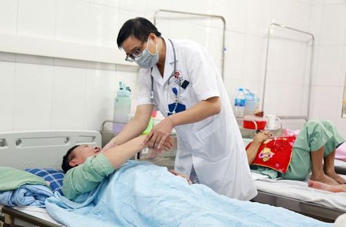 Số ca điều trị sốt xuất huyết tại khoa bệnh nhiệt đới của BVĐK Quảng NInh có xu hướng gia tăng