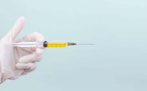  Việc tiêm vaccine cúm khi ốm chỉ gây khó phân biệt các triệu chứng. Ảnh minh họa: diana_polekhina. 
