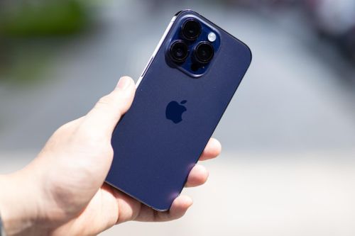  Tình trạng khan hiếm iPhone 14 Pro/Pro Max tiếp diễn khi Apple trễ hẹn. Ảnh: Phương Lâm. 