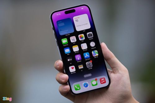 Apple xác nhận tình trạng thiếu hàng sẽ tiếp diễn với model iPhone 14 Pro/Pro Max. Ảnh: Phương Lâm.