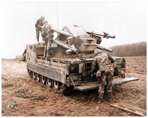 Trong khi đó phiên bản cải tiến MIM-72C được chế tạo trong giai đoạn từ 1970 - 1974, đưa vào trang bị tháng 7/1978. Kích thước tên lửa không thay đổi so với phiên bản cơ sở, còn trọng lượng tăng lên 86,2 kg.