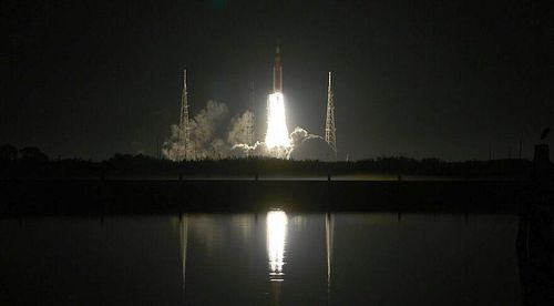  Toàn cảnh vụ phóng tên lửa SLS ngày 16/11. Ảnh: Spacenews. 