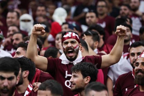 Người Qatar chứng minh họ yêu bóng đá không kém gì quốc gia nào trên thế giới
