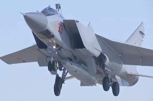 Dựa trên những thông tin mới được Bộ Quốc phòng Nga công bố, tên lửa Kh-47 Kinzhal có tầm bắn trên 2.000 km.