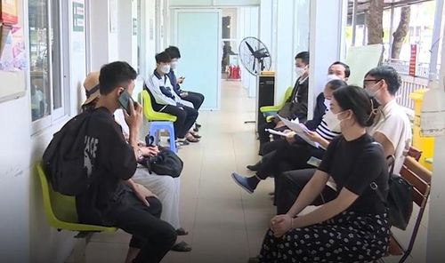Gia tăng bệnh nhân khám tại Bệnh viện Thanh Nhàn.