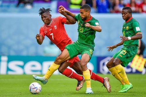 Thụy Sĩ đánh bại Cameroon với cách biệt tối thiểu.
