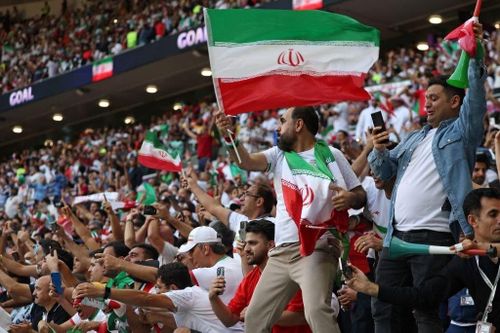 Với 3 điểm sau hai trận, Iran leo lên nhì bảng, đứng trước cơ hội lần đầu tiên vào vòng knock-out World Cup. Xứ Wales đứng cuối bảng và đối mặt nguy cơ bị loại. 