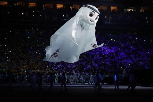 Linh vật của World Cup 2022 tại lễ khai mạc. Ảnh: Reuters.