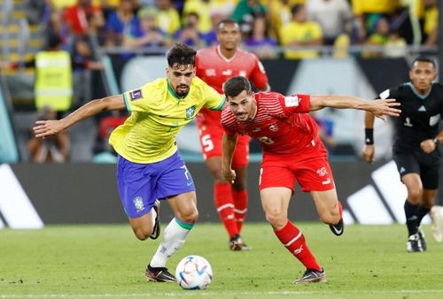 Brazil (áo vàng) toàn thắng và giữ sạch lưới sau hai trận.
