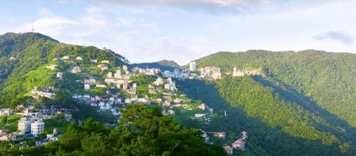 Tam Đảo có nhiều cảnh quan thiên nhiên đẹp, có thế mạnh trong phát triển du lịch