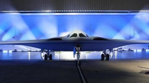 Chiếc máy bay tàng hình B-21 Raider