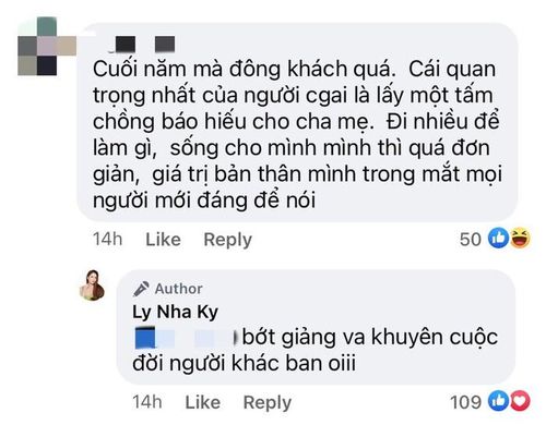 Một cư dân mạng vào mỉa mai và "rao giảng đạo lý" trong bài đăng của Lý Nhã Kỳ