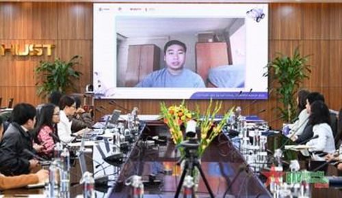 Quang cảnh buổi họp báo.