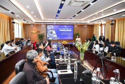 Họp báo công bố hợp tác tổ chức Giải vô địch VEX IQ Robotics toàn quốc năm 2023. Ảnh: VGP/Nhật Nam