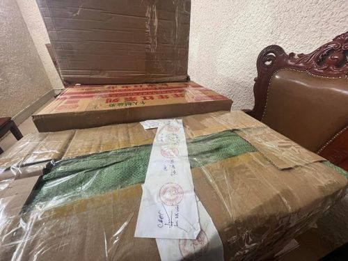 Tang vật công an thu giữ liên quan vụ án.
