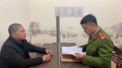 Nguyễn Đình Quân tại cơ quan công an (Ảnh: CACC)