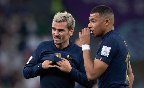 Đến vòng 1/8, Mbappe rực sáng với cú đúp bàn thắng và 1 kiến tạo giúp Pháp vượt qua Ba Lan 3-1
