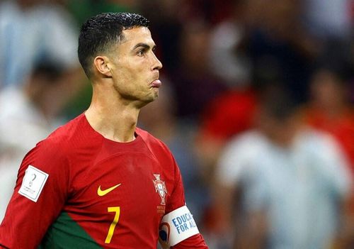 Ronaldo mất suất đá chính trận gặp Thụy Sĩ