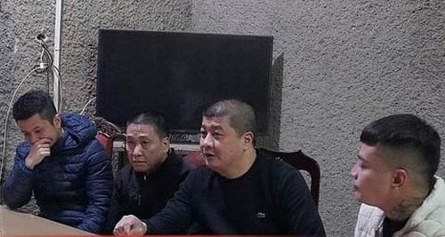 Các đối tượng tham gia vào đường dây cá độ bóng đá.