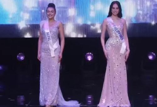 Các người đẹp trong phần thi dạ hội