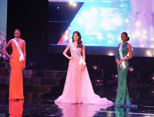 Đại diện Việt Nam - Phạm Ngọc Phương Anh và đại diện của Cabo Verde